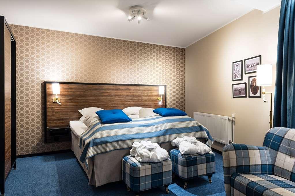 Home Hotel Slottsparken Линшьопинг Стая снимка