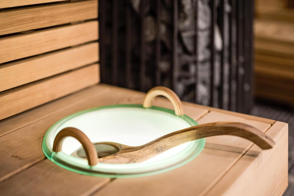 Home Hotel Slottsparken Линшьопинг Екстериор снимка