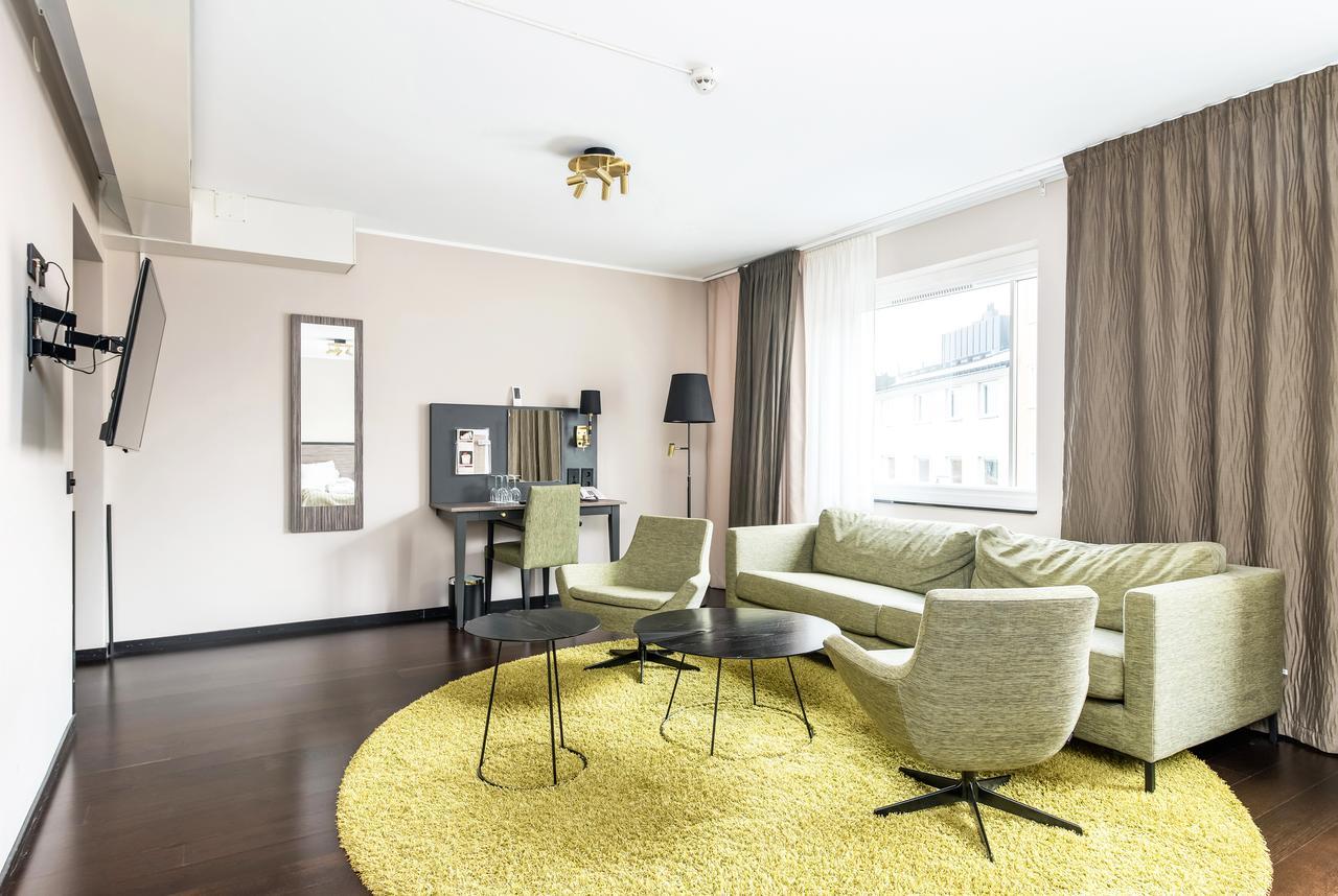Home Hotel Slottsparken Линшьопинг Екстериор снимка