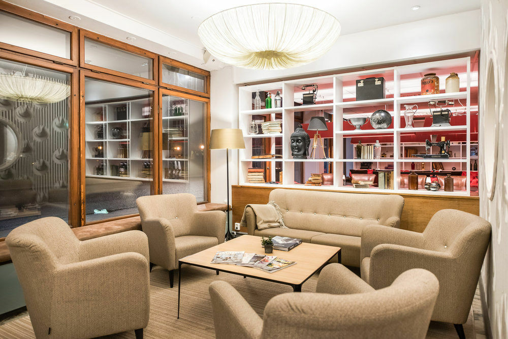 Home Hotel Slottsparken Линшьопинг Екстериор снимка